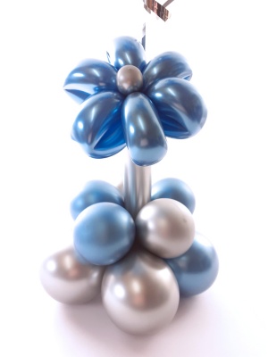 Balloon flower gift in a box, blue and silver